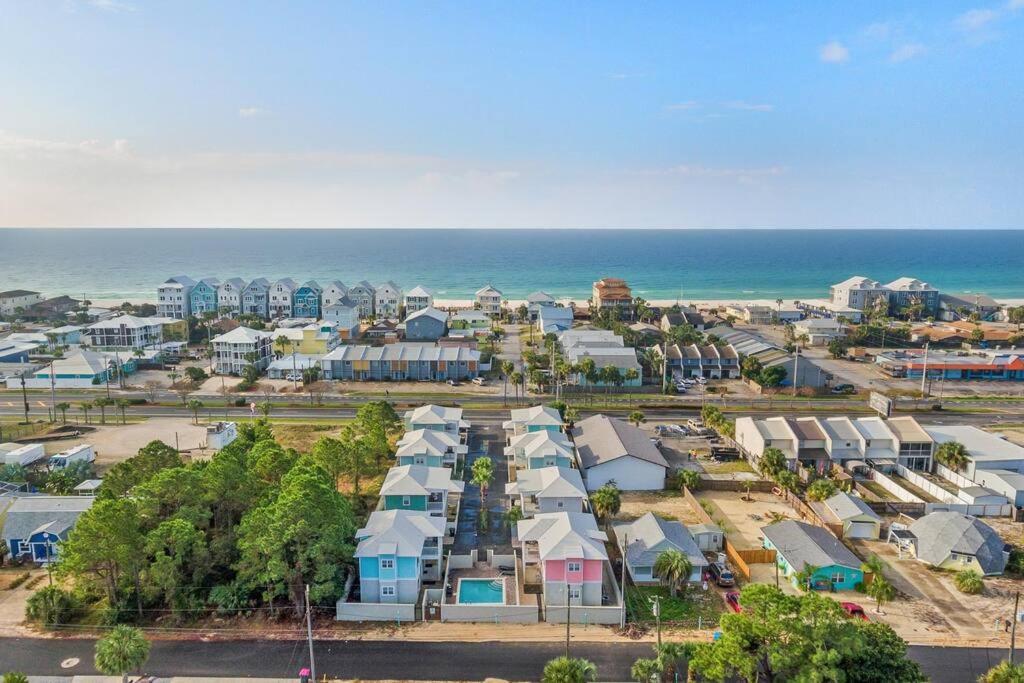 Coconut Cottage: Beachside Retreat with En-Suites and Pool Panama City Beach Exterior photo